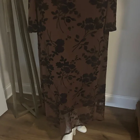 Harlow Brown Floral Long Sleeve Maxi Dress - Picture 7 of 17